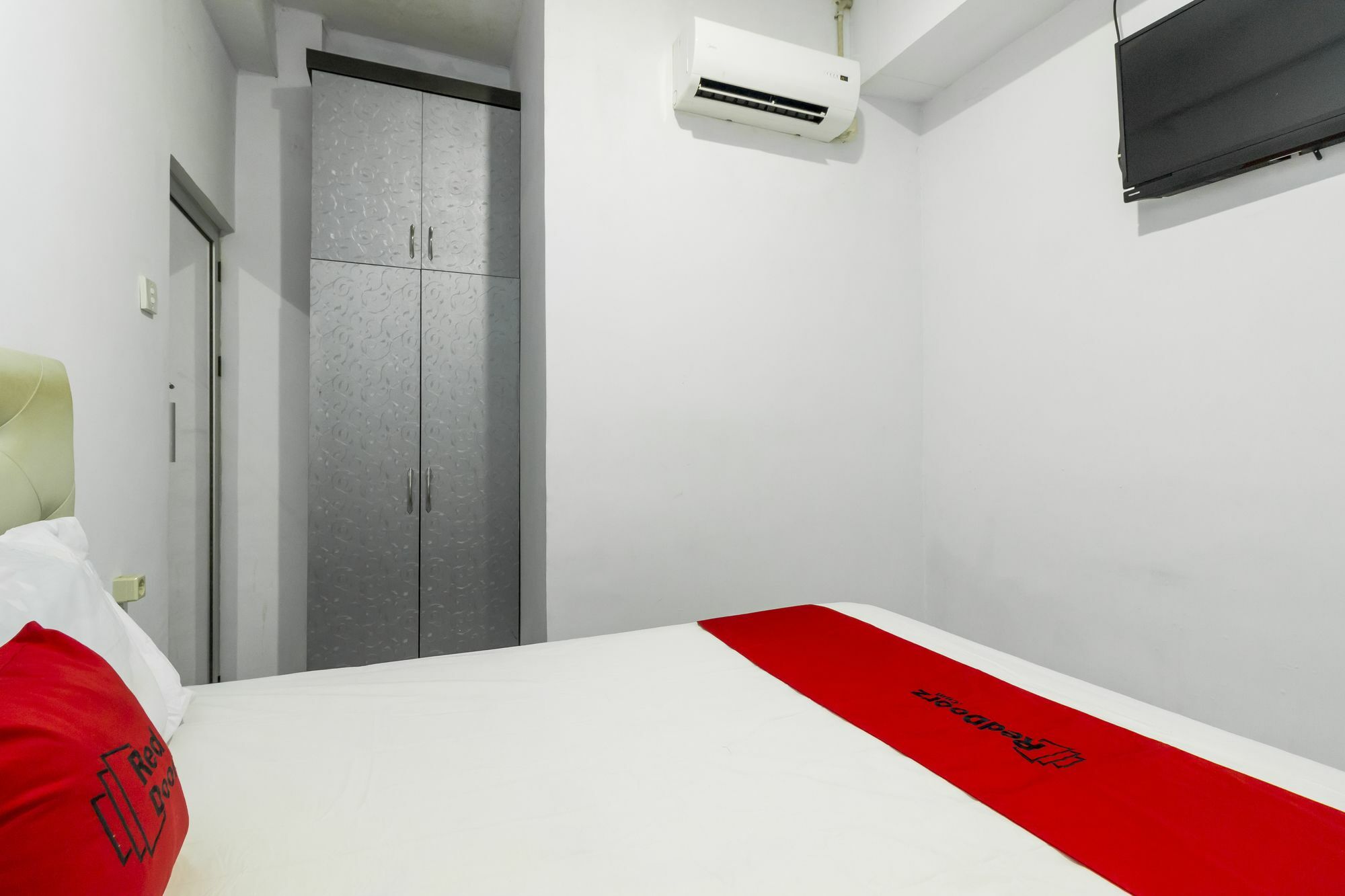 Reddoorz Near Gajah Mada Plaza 2 Hotel Jakarta Exterior photo